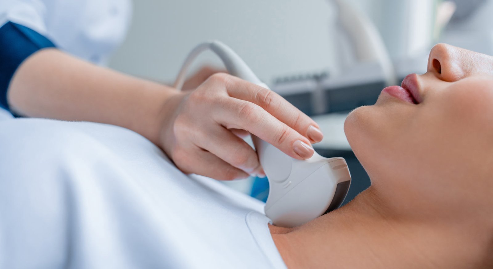 Não peça ultrassom de tireoide para quem não tem sintomas